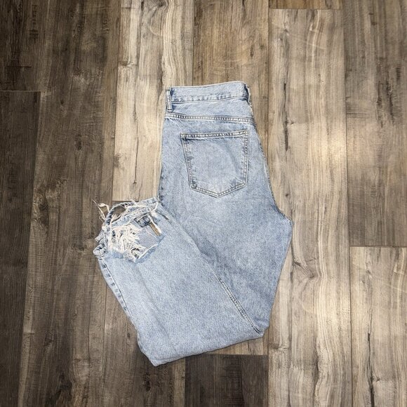 We The Free Jeans Women’s 31 Relaxed Light Wash Distressed - Picture 1 of 7